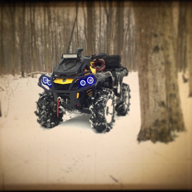 Out for a #rip 2015 #canam #outlander #xmr #800r #amrracing #tigertail #angeleyes #rigidindustries #gorillaaxle #SwampDonkeys Off Road Club: @webez9 @tomdrich @chriscross4653 @timmerlegrand @smithjaret