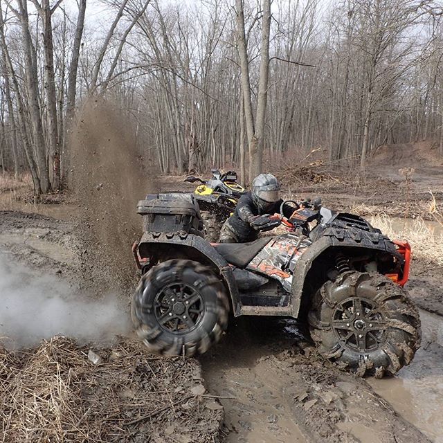 Making rooster tails of cold frozen mud on the #Highlifter #1000 at #B&D #SwampDonkeys