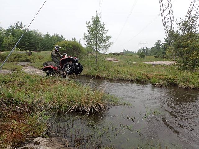 #Yamaha #Grizzly attacking a water hole #full #throttle #swampdonkeys