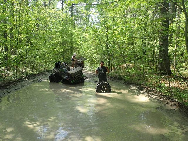 Caption this Photo #swampdonkeys #broken #arcticcat #WheelFellOff