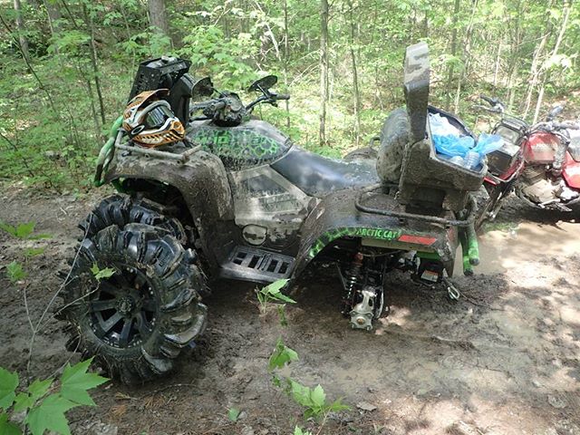 #swampdonkeys #broken #arcticcat #WheelFellOff