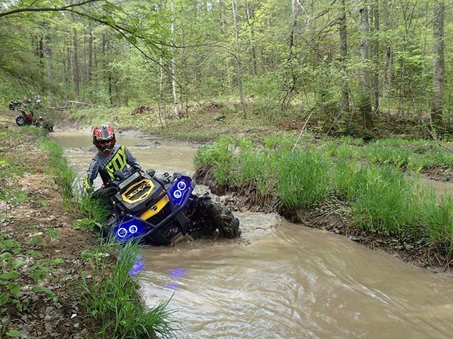 Working the #Silverbacks  #CanAm #Outlander #XMR #800 #swampdonkeys