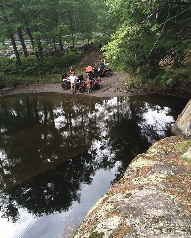 One of our lunch spots on the #MoonRiver in #muskoka #swampdonkeys