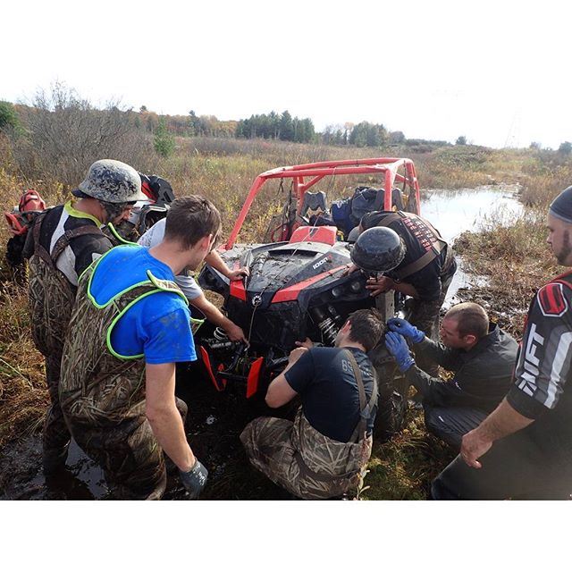 Inspecting the #damage #anyoneseenmybumper #swampdonkeys  #CanAmMonsters  #MaverickXMR #1000 #canam #XMR #GorillaAxle #SwampDonkeys