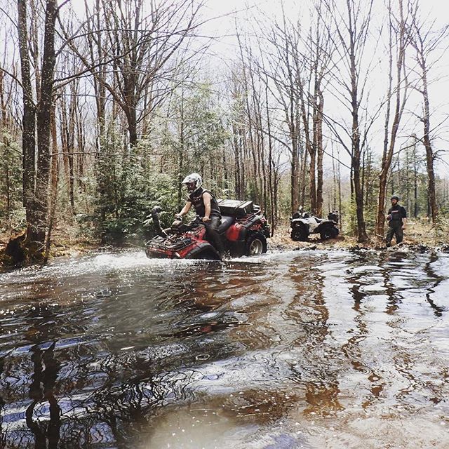 @chriscross4653 sending his #honda. #muskoka #fullsend #swampdonkeys